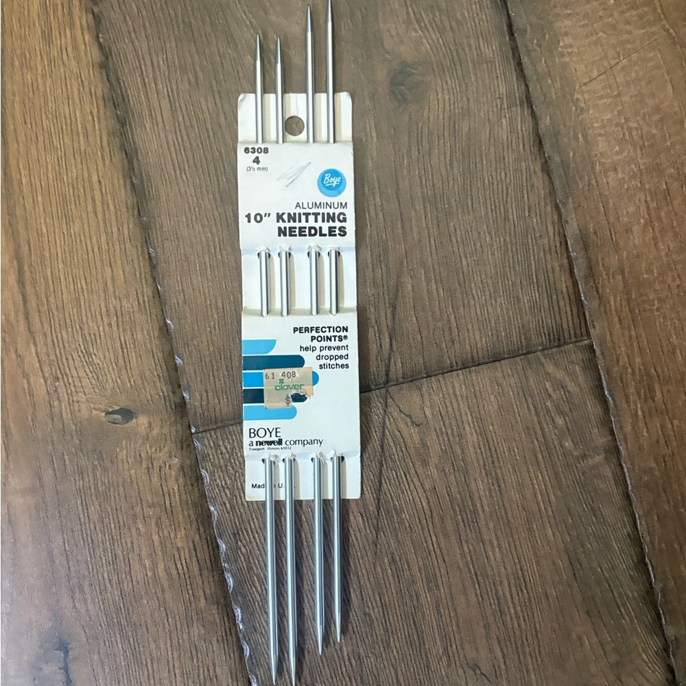 Boye Aluminum 10" Knitting Needles + Lot of random knitting needles